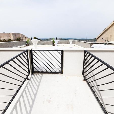 シベニク Andriana Houseヴィラ エクステリア 写真