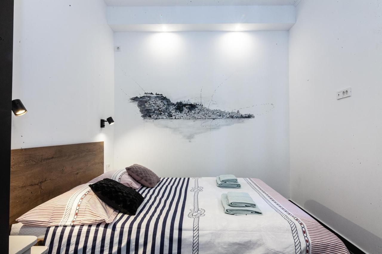 シベニク Andriana Houseヴィラ エクステリア 写真